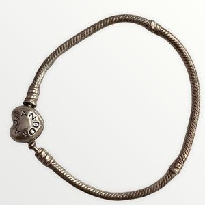 Pandora Moments Heart Clasp Snake Chain Bracelet